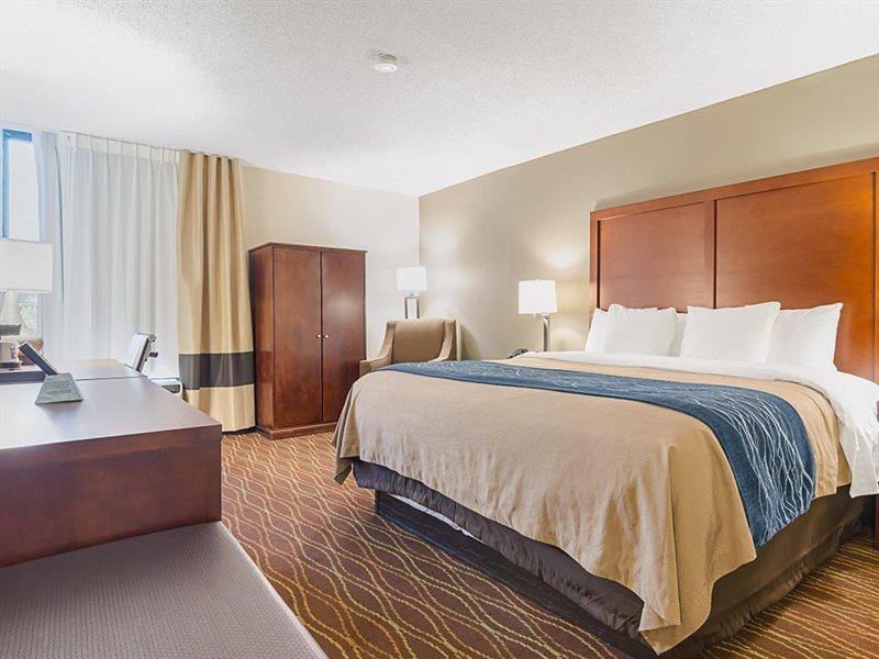 Comfort Inn & Suites Durham Near Duke University Экстерьер фото