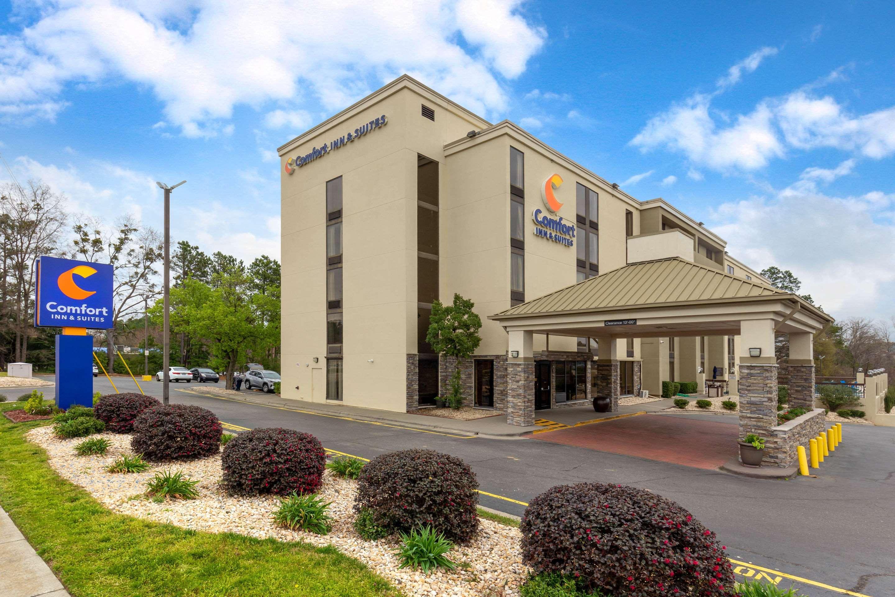 Comfort Inn & Suites Durham Near Duke University Экстерьер фото