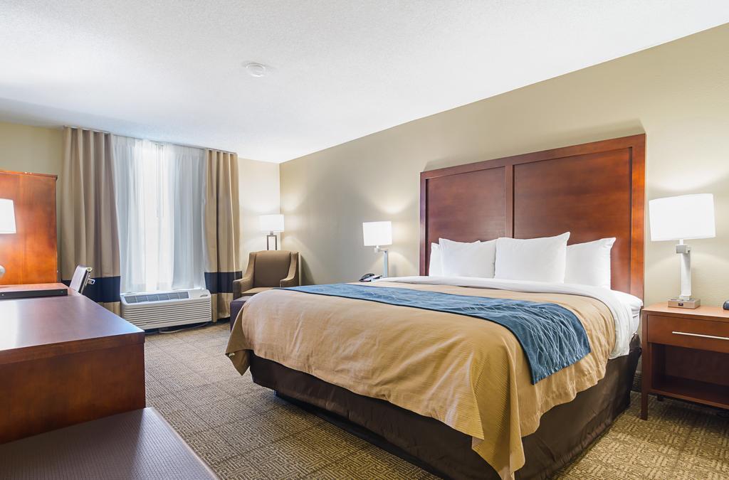 Comfort Inn & Suites Durham Near Duke University Экстерьер фото