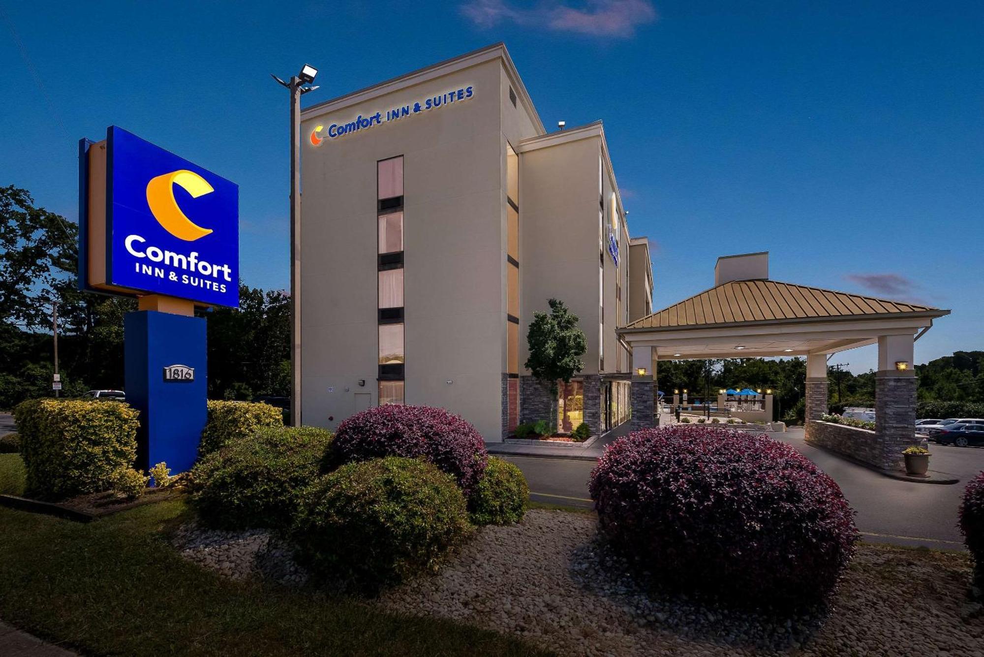 Comfort Inn & Suites Durham Near Duke University Экстерьер фото